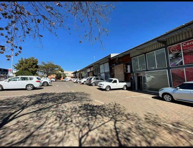 INDUSTRIAL PROPERTY TO RENT IN HENNOPSPARK